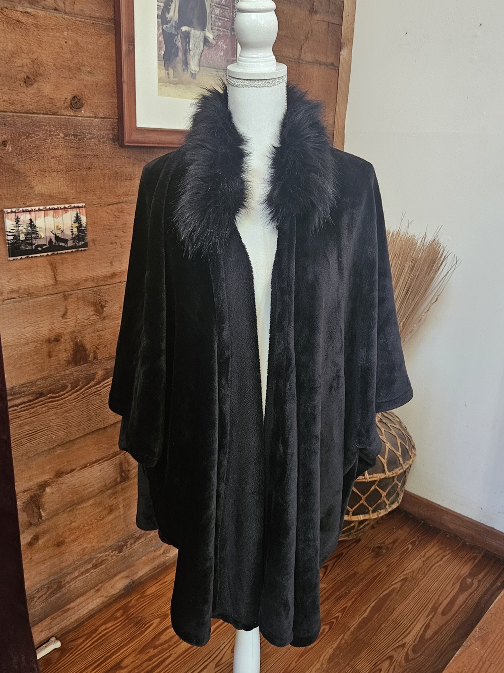 Vintage Jessica McClintock Black Faux Fur-Trim Cape Poncho
